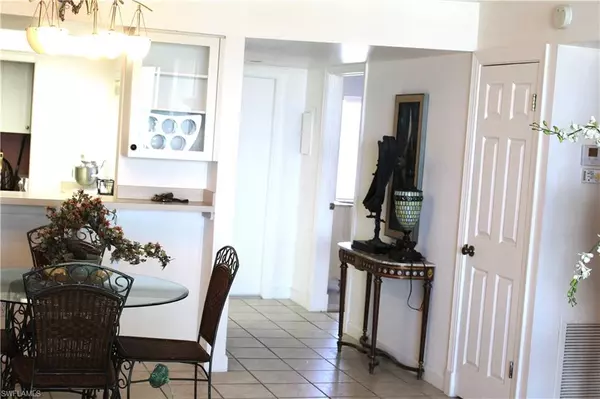 Bonita Springs, FL 34135,25806 Cockleshell DR #314