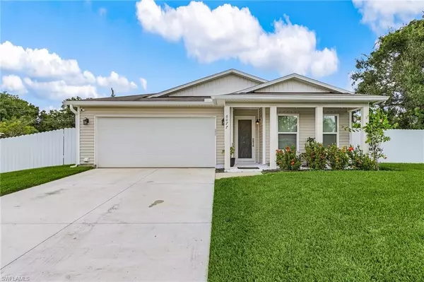 Fort Myers, FL 33905,6077 Latimer AVE