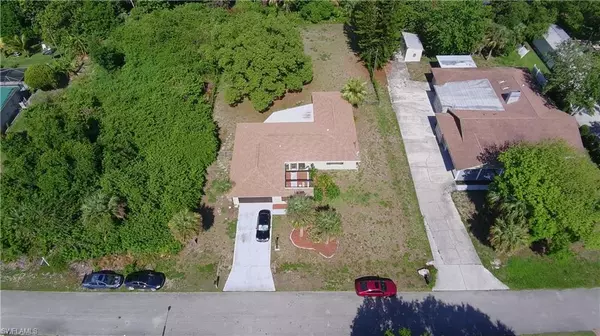 Lehigh Acres, FL 33936,313 Cleveland AVE