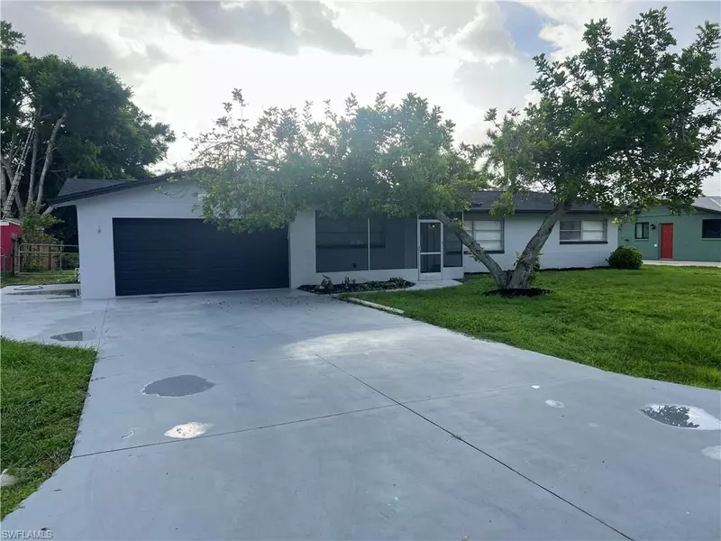 2203 Santiago AVE, Fort Myers, FL 33905