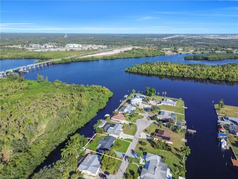 2203 Santiago AVE, Fort Myers, FL 33905