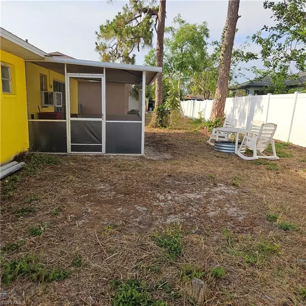 Bonita Springs, FL 34135,27101 Pine AVE