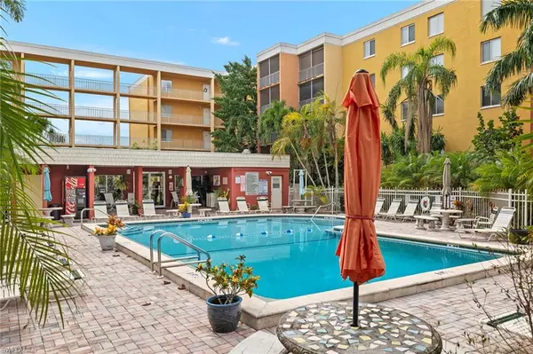 Fort Myers, FL 33901,2366 E Mall DR #213