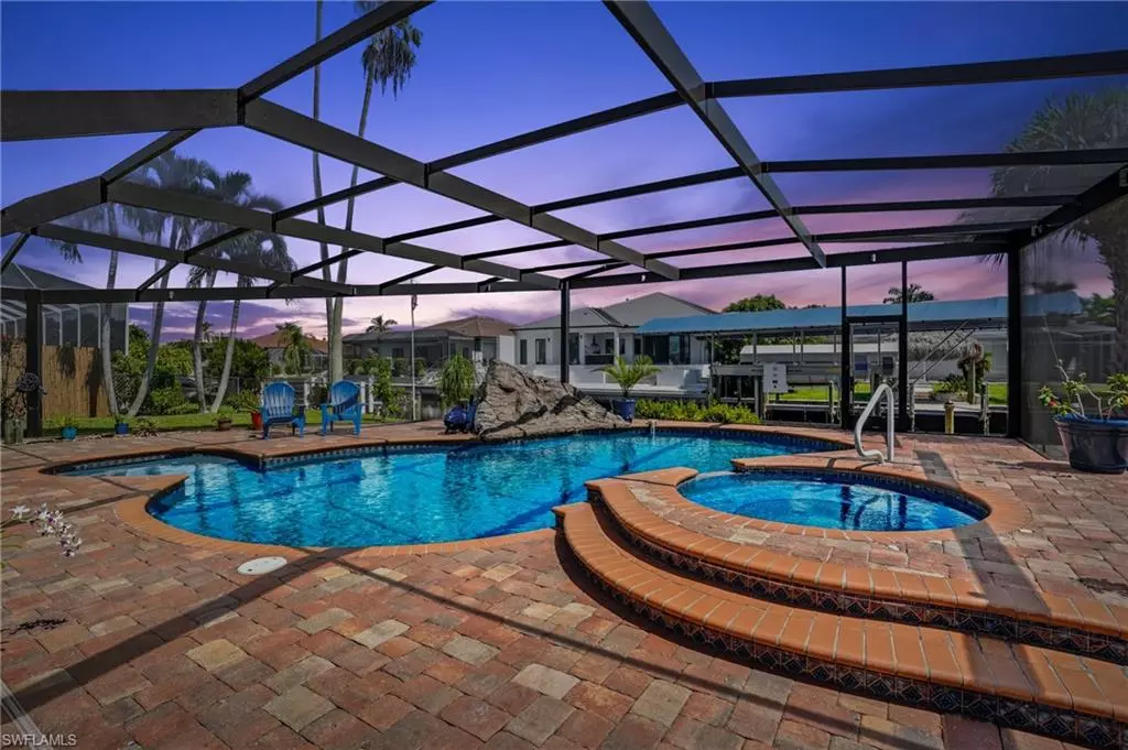 Cape Coral, FL 33904,5257 Stratford CT