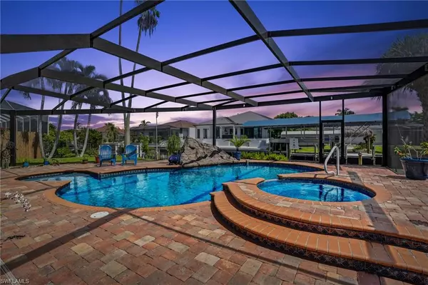 Cape Coral, FL 33904,5257 Stratford CT