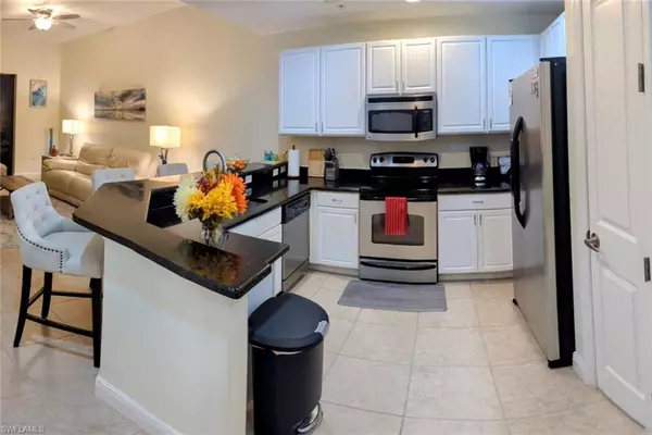 Fort Myers, FL 33919,13780 Julias WAY #1022