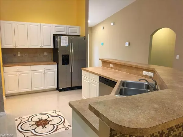 Cape Coral, FL 33993,2923 NW 10th ST