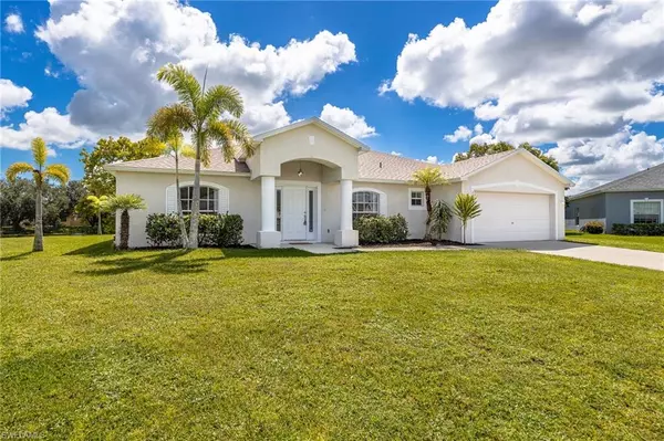 2560 Hawks Preserve DR, Fort Myers, FL 33905