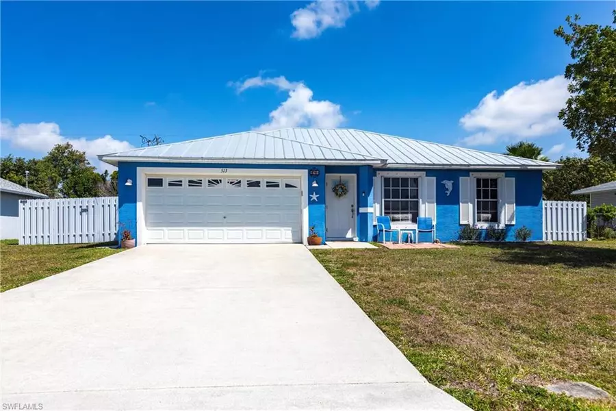 513 SE 27th TER, Cape Coral, FL 33904
