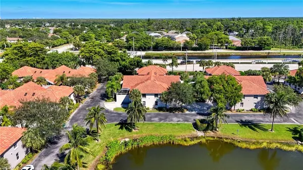 Naples, FL 34109,4293 Court LN #15C
