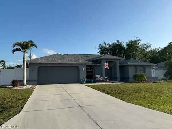 408 SE 19th LN, Cape Coral, FL 33990