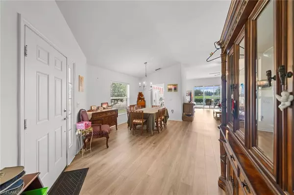 Cape Coral, FL 33991,2492 Belleville CT