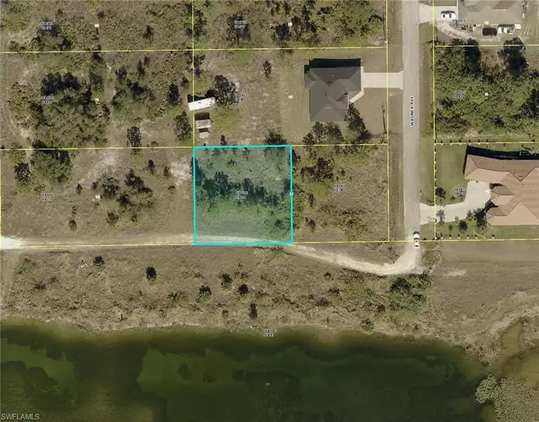 2002 E 8th ST, Lehigh Acres, FL 33936
