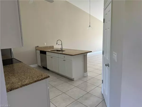 Cape Coral, FL 33914,4417 SW 8th CT