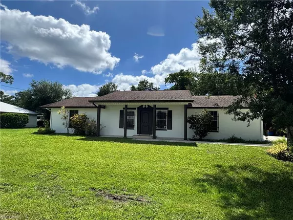 North Fort Myers, FL 33903,8505 Jenny Cae LN