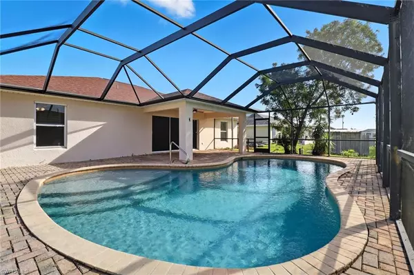 Cape Coral, FL 33909,332 NE 21st ST