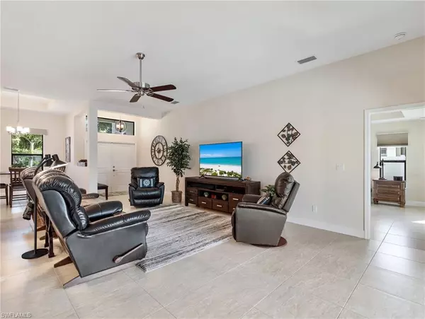 Cape Coral, FL 33990,162 SE 20th ST