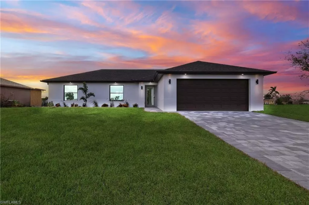 Cape Coral, FL 33909,927 NE 32nd TER