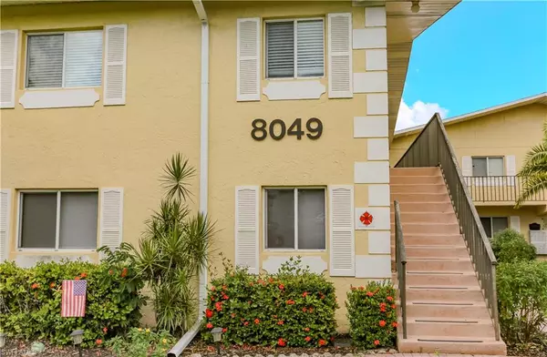 8049 Country RD #101, Fort Myers, FL 33919