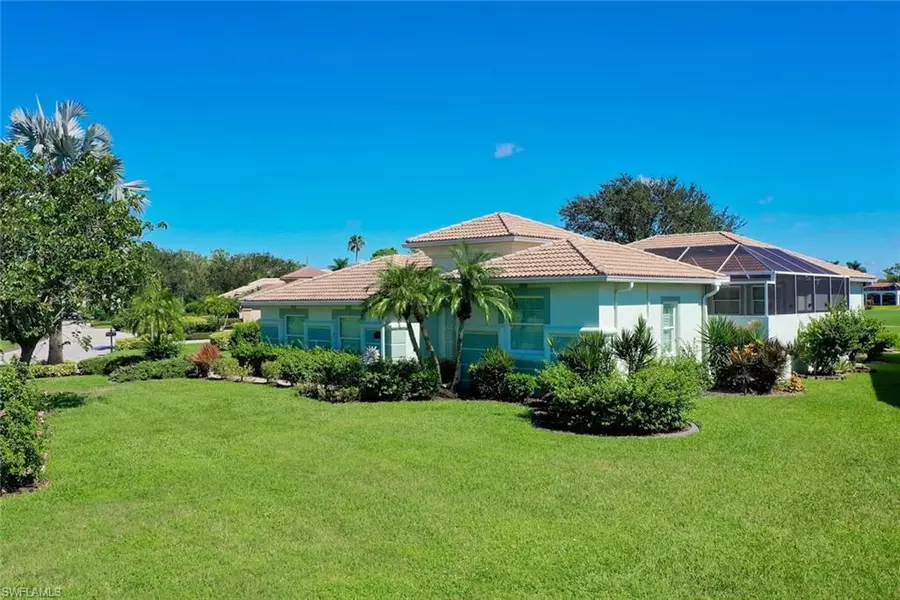 8066 Glen Abbey CIR, Fort Myers, FL 33912
