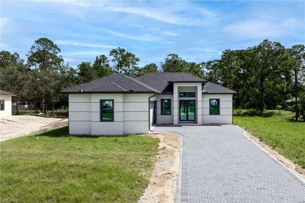 Lehigh Acres, FL 33972,702 Richmond AVE N