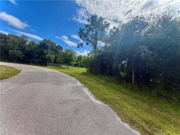 Fort Myers, FL 33905,6009 Joplin AVE