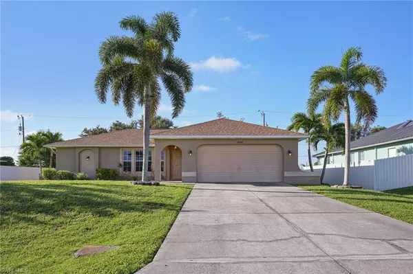 2002 NE 15th TER, Cape Coral, FL 33909