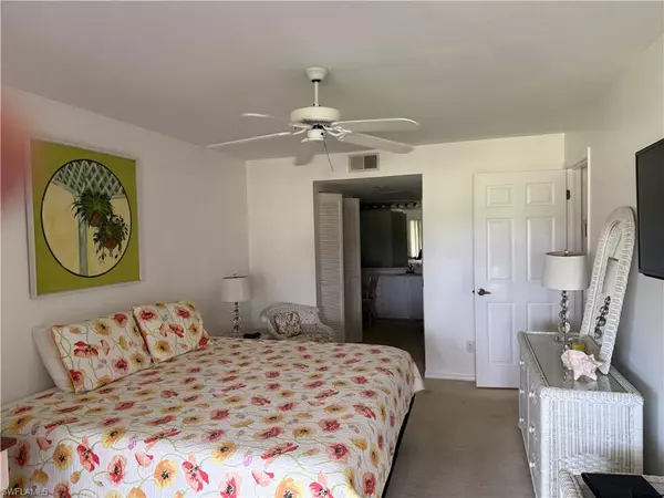 Fort Myers, FL 33907,5965 Trailwinds DR #1116
