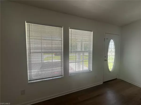 Cape Coral, FL 33909,121 NE 11th PL