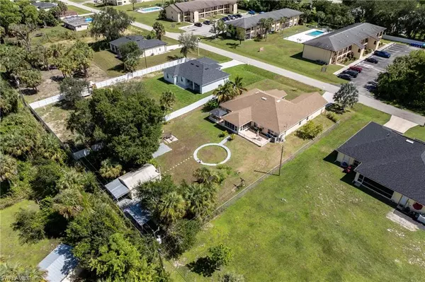 Lehigh Acres, FL 33936,609 Gerald AVE