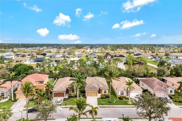 Cape Coral, FL 33909,2724 Blue Cypress Lake CT