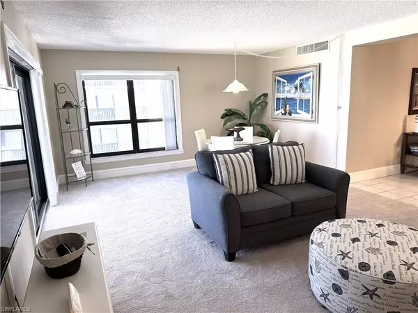 Fort Myers Beach, FL 33931,6612 Estero BLVD #1004