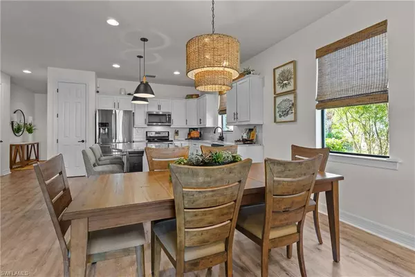 Alva, FL 33920,15711 Angelica DR