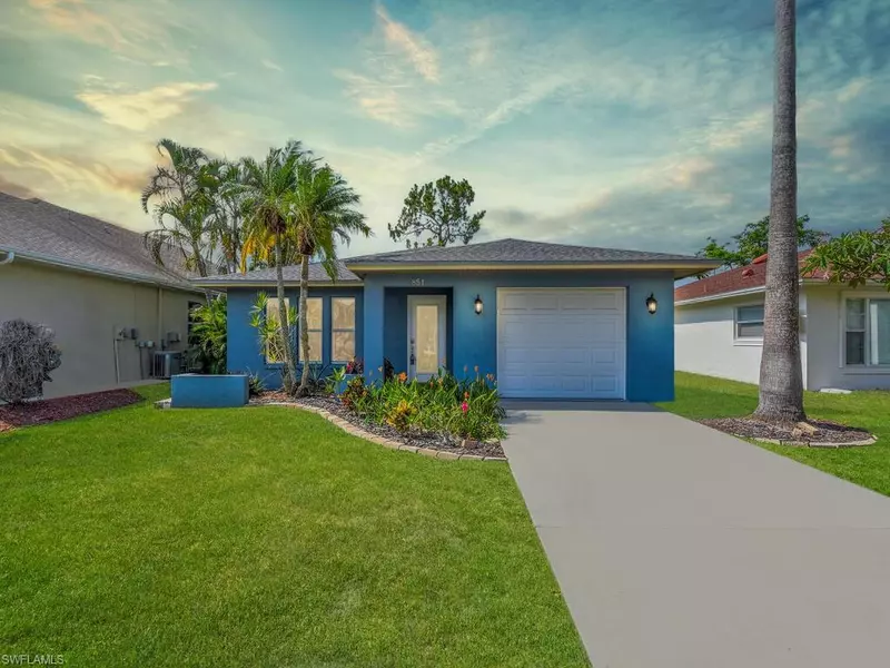 851 98th AVE N, Naples, FL 34108