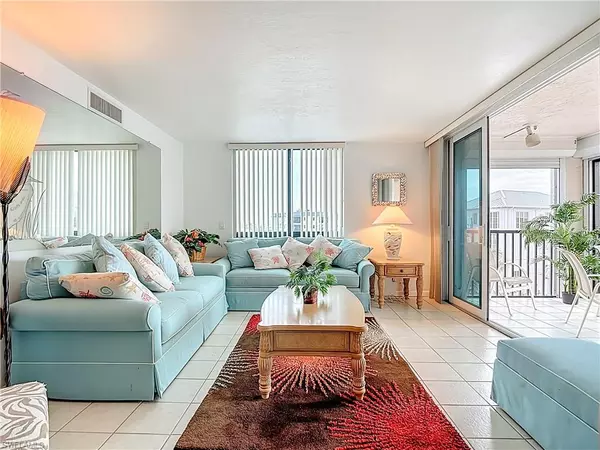 Fort Myers Beach, FL 33931,2810 Estero BLVD #411