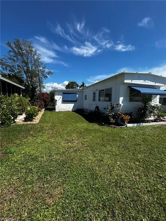 Bonita Springs, FL 34135,26186 Princess LN