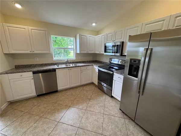 Cape Coral, FL 33914,2818 SW 7th PL