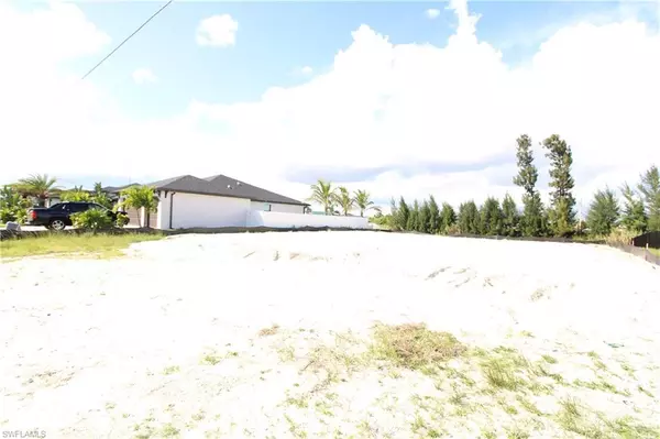 Cape Coral, FL 33909,31 NE 8th TER