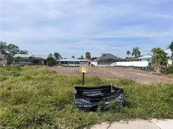 Cape Coral, FL 33904,5702 Driftwood PKWY