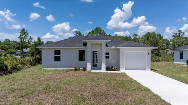 Lehigh Acres, FL 33974,752 Cardinal ST E