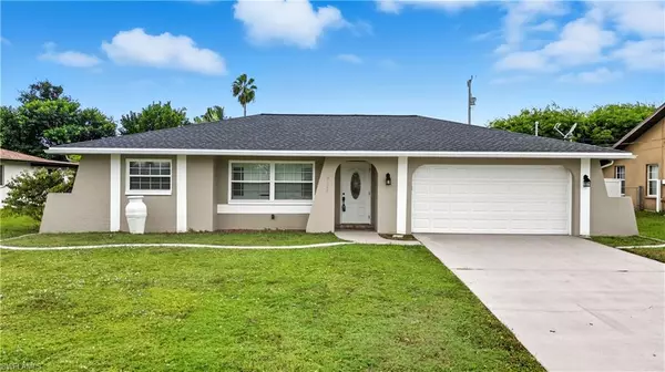 4520 SE 11th PL, Cape Coral, FL 33904