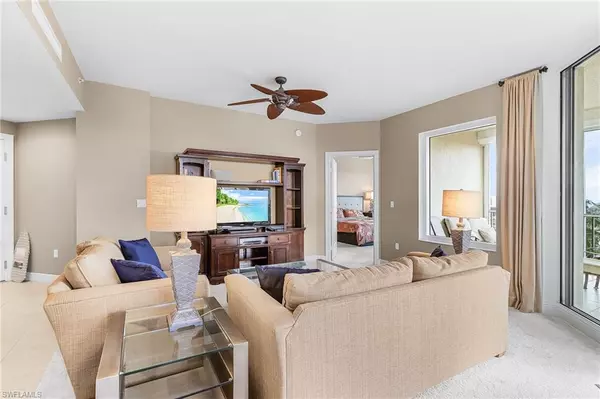 Fort Myers Beach, FL 33931,4182 Bay Beach LN #756