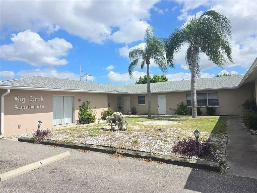 Cape Coral, FL 33904,3815 SE 15th PL #3
