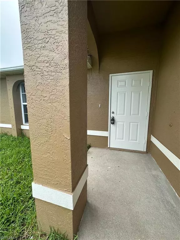 Cape Coral, FL 33991,1405 SW 10th ST