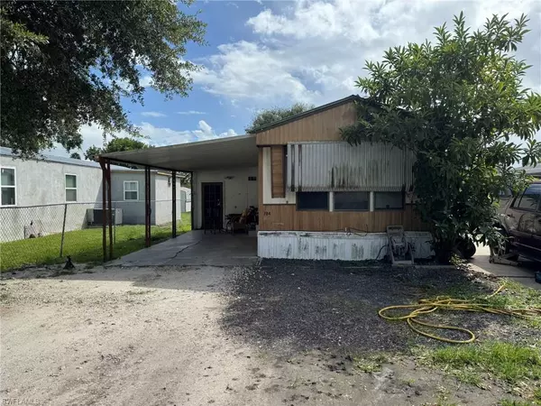 Moore Haven, FL 33471,784 Avenue E NW