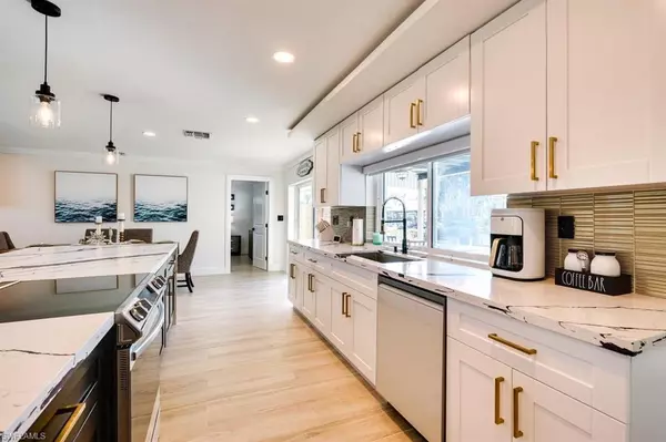 Fort Myers, FL 33908,6359 Plumosa AVE