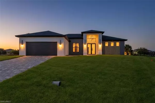 820 NW 9th ST, Cape Coral, FL 33993