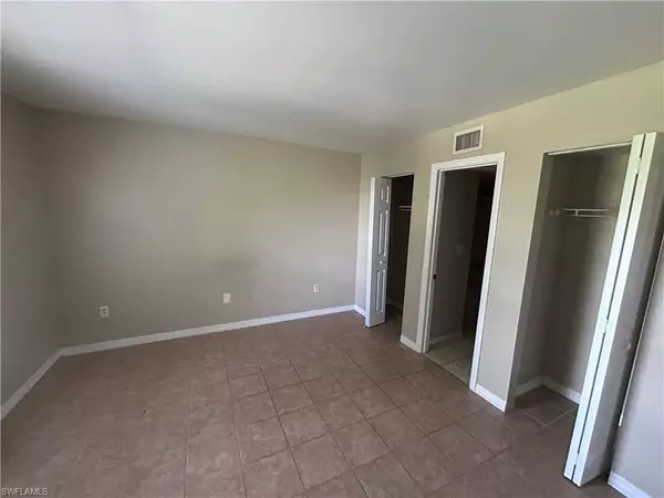 Labelle, FL 33935,211 Park AVE #15