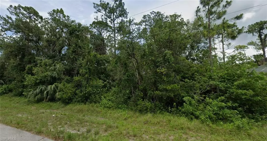 3850 Hillandale ST, Fort Myers, FL 33905