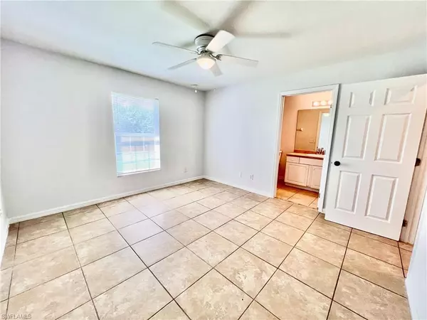 Lehigh Acres, FL 33971,3009 56th ST W